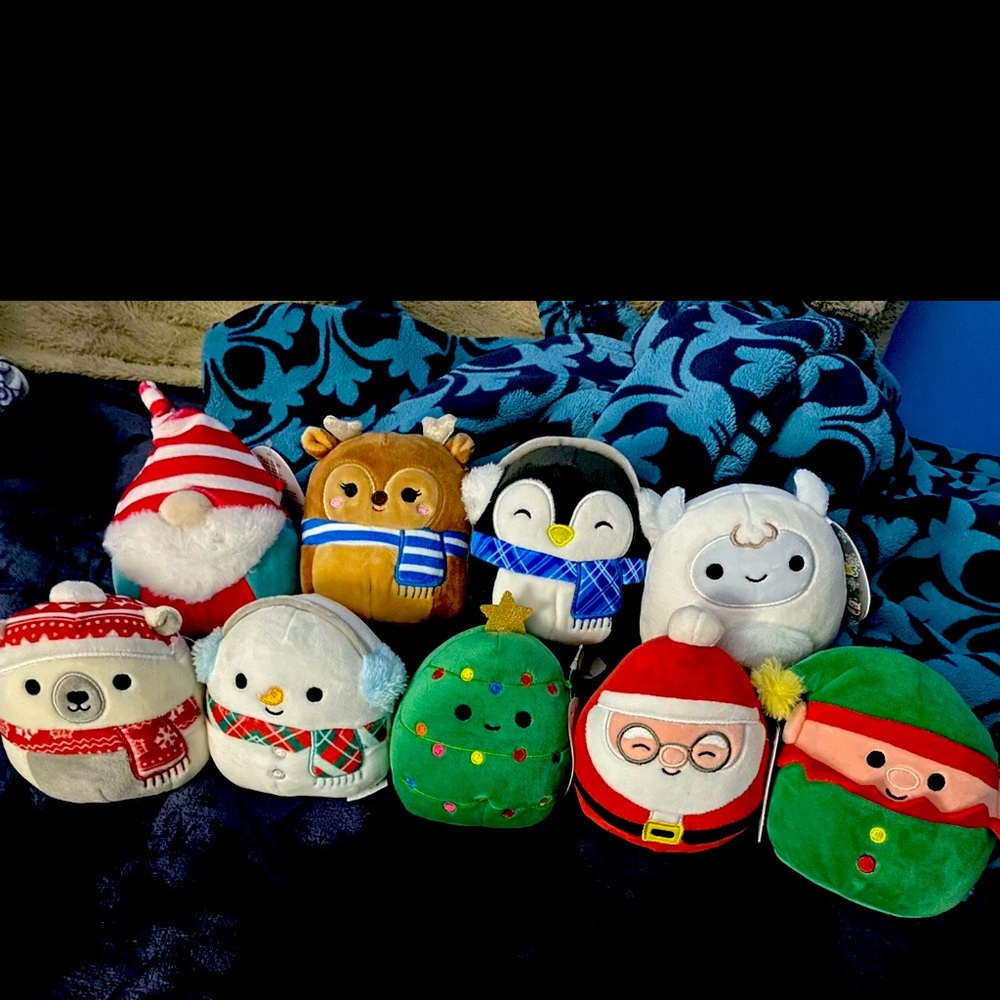 5” Christmas squishmallows